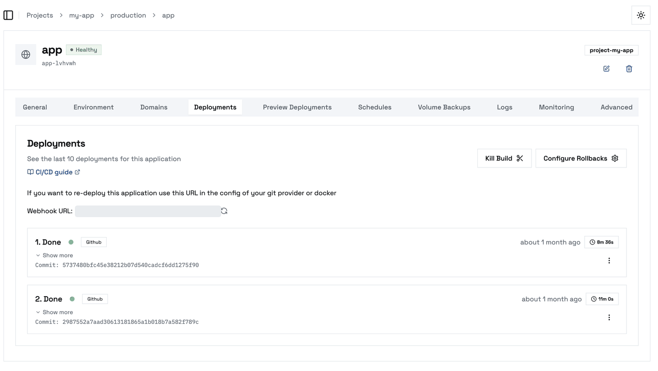 L’onglet Deployments : le webhook de redéploiement, et chaque déploiement avec son commit